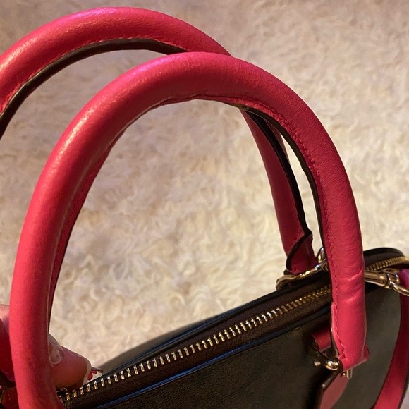 Coach Handbag With Strap - Picture 11 of 11